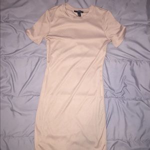 Short sleeved dress
